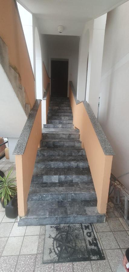 Ferienwohnung Hause Lupic Rab Town Exterior foto