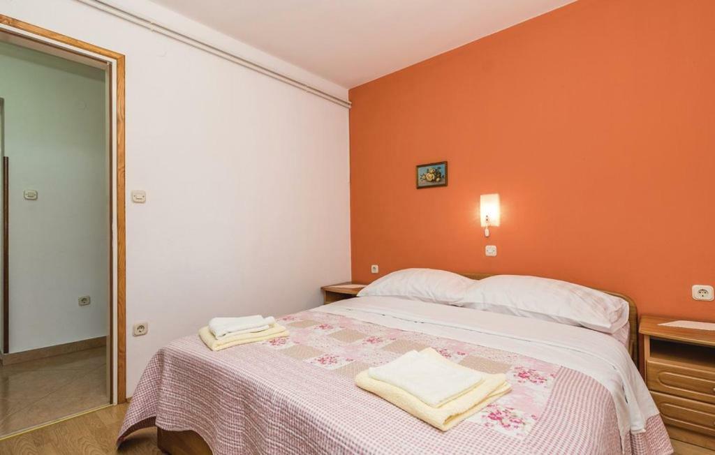Ferienwohnung Hause Lupic Rab Town Exterior foto